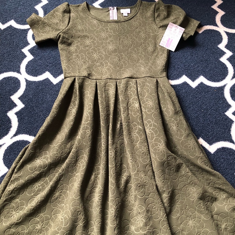 Lularoe Amelia dress with pockets!!